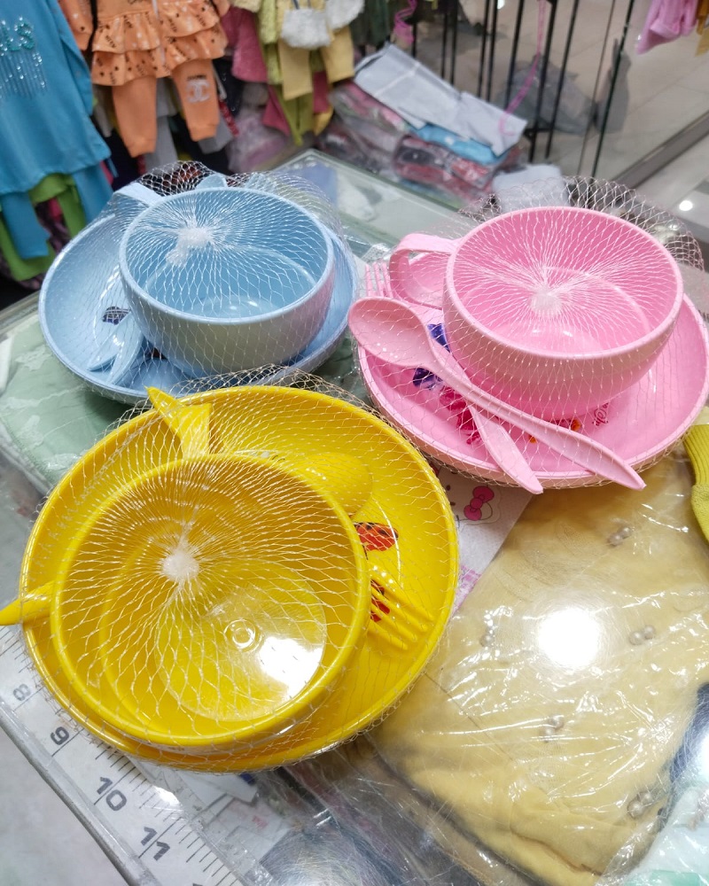 Colorful Kids' Plastic Cup and Saucer Sets